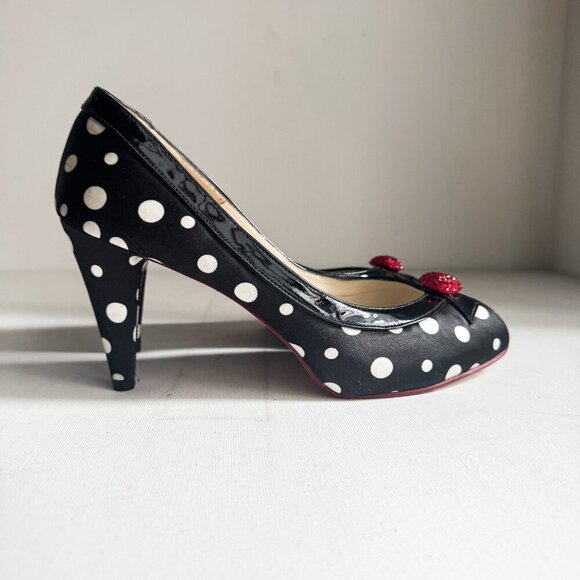 Ramon Tanza Black White Polka Dots Heart Detail PIn up Heels 9M - Picture 3 of 11
